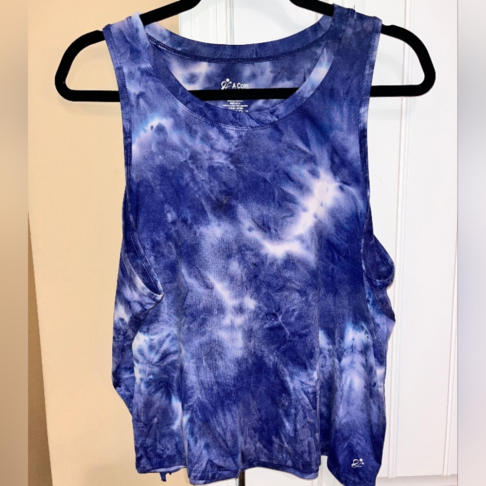 V A Core tie dye tank sz XL